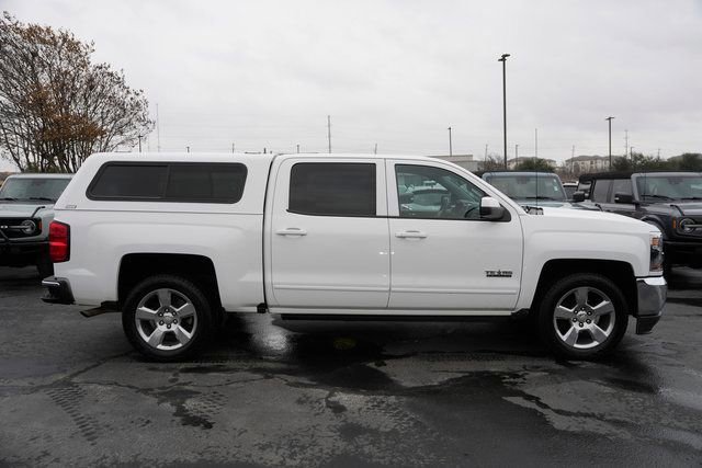 Used 2018 Chevrolet Silverado 1500 LT w/ Texas Edition image 3