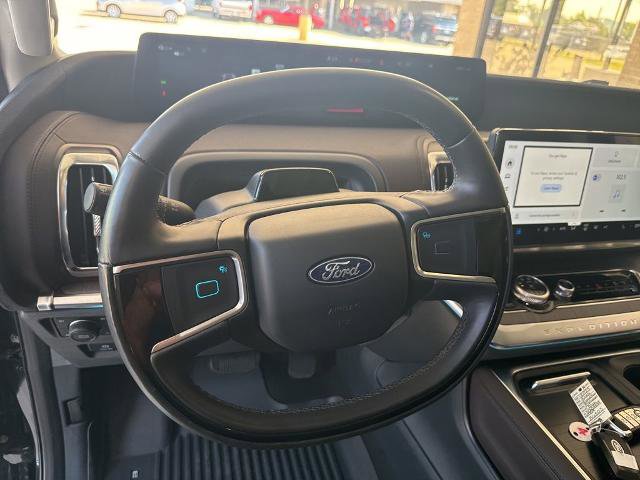 Certified 2025 Ford Expedition Platinum w/ Platinum Ultimate Package AWD/4WD image 12