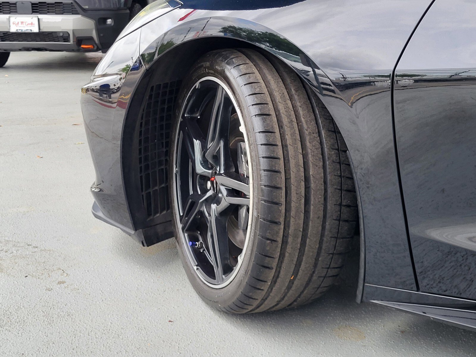 Used 2021 Chevrolet Corvette Stingray Premium Cpe w/ Z51 Performance Package image 28