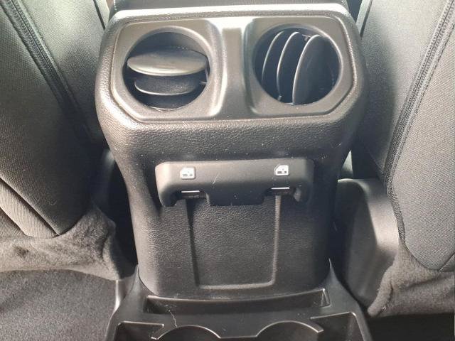 Used 2023 Jeep Wrangler Unlimited AWD/4WD image 17