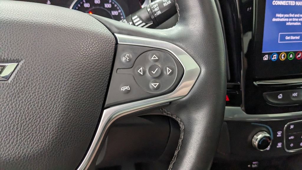 Used 2023 Chevrolet Traverse RS image 34