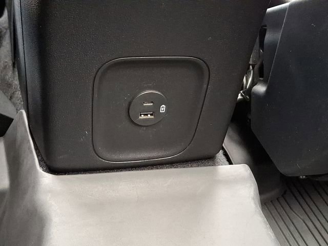 Certified 2021 Ford Escape Titanium w/ Titanium Elite Package image 11