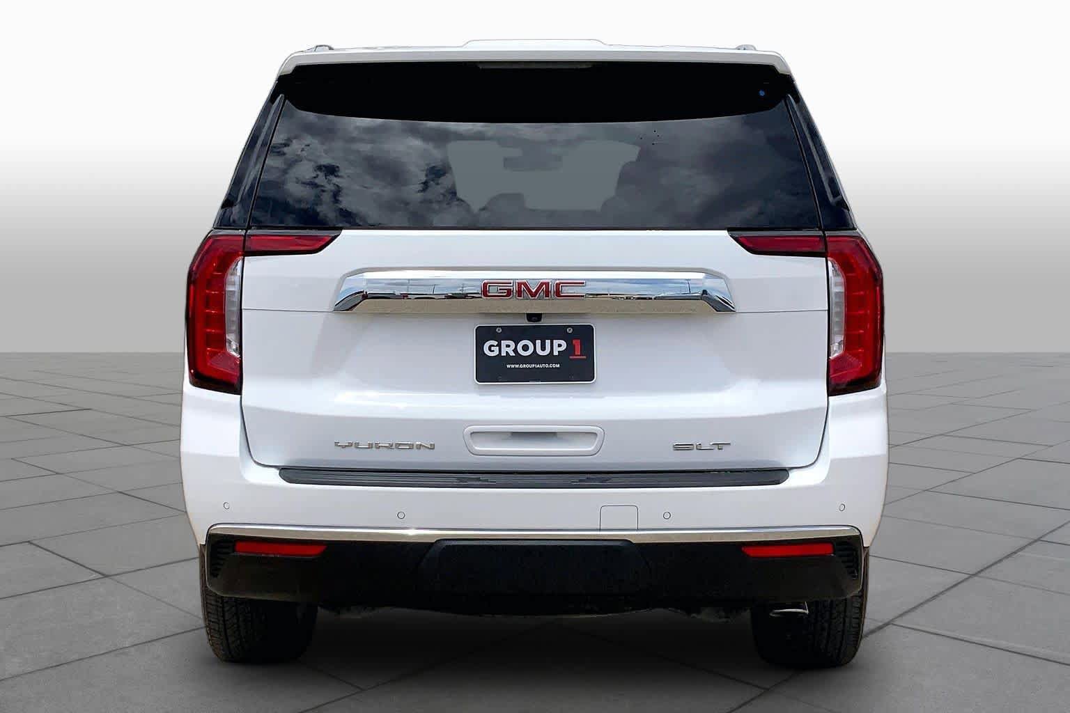 Used 2022 GMC Yukon SLT w/ SLT Premium Package AWD/4WD image 5