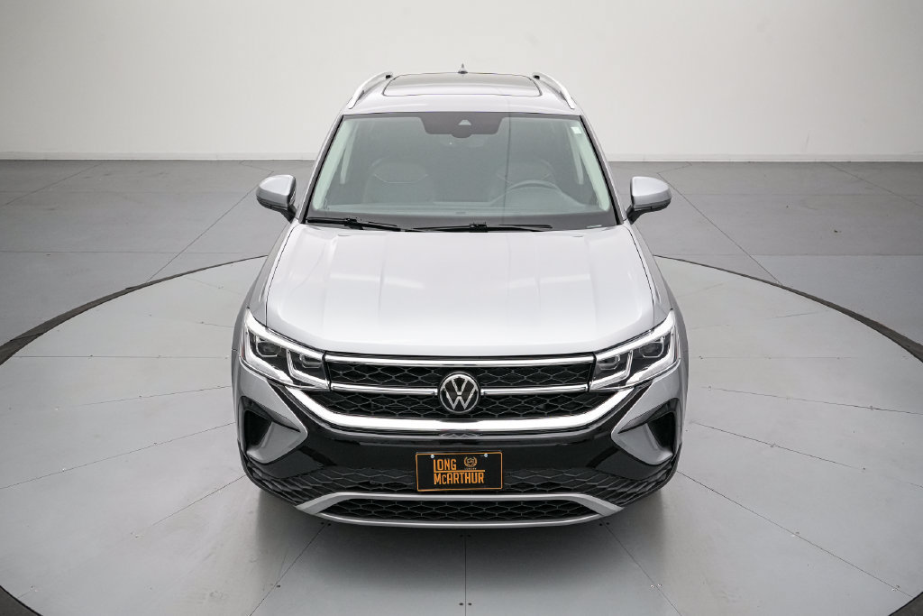 Used 2023 Volkswagen Taos SEL AWD/4WD image 9