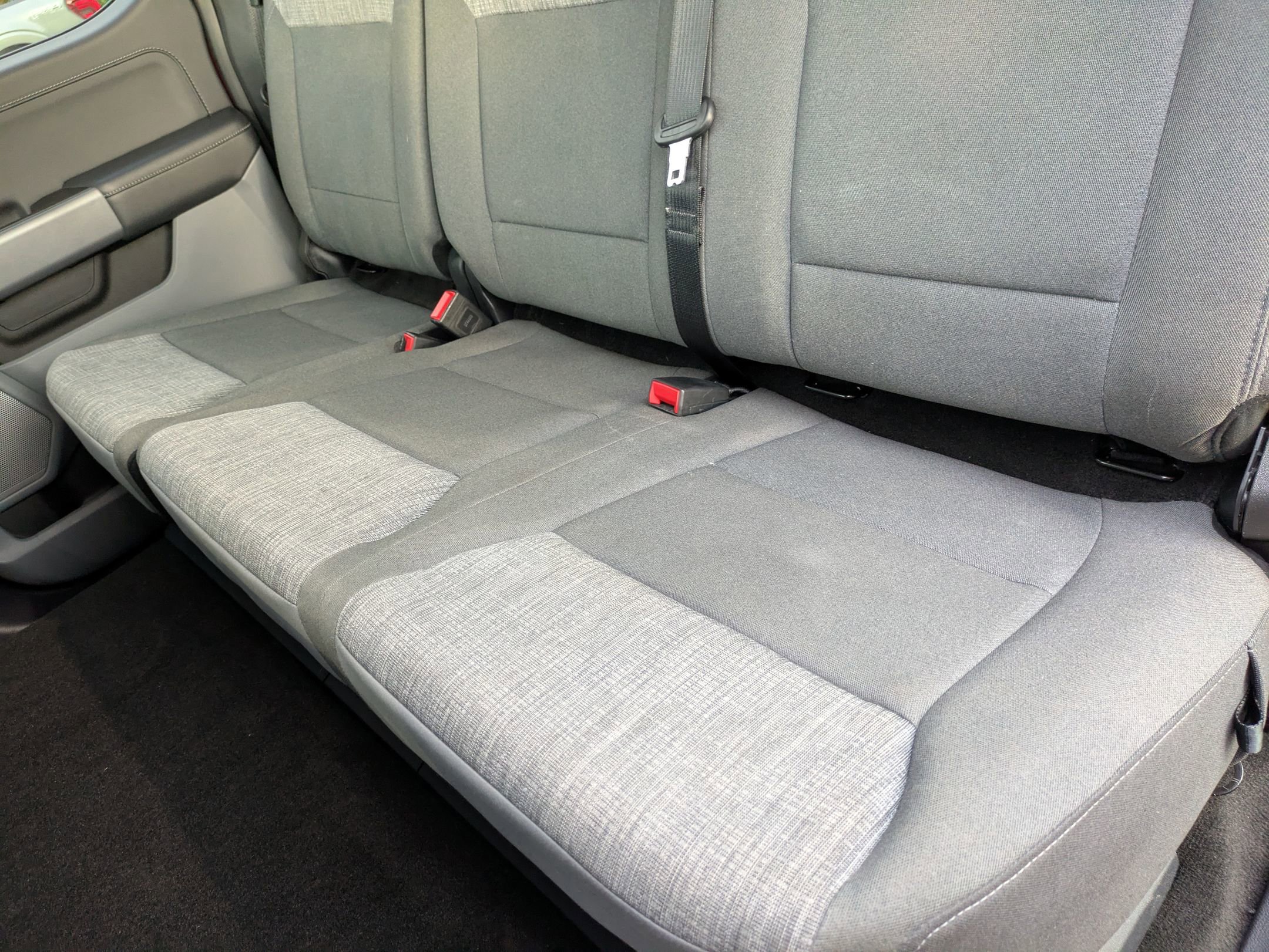 Certified 2022 Ford F150 XLT w/ Equipment Group 302A High image 32