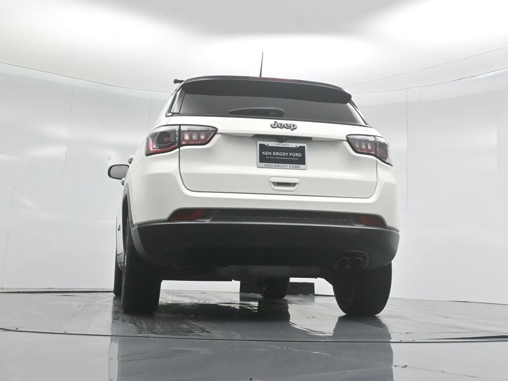 Used 2020 Jeep Compass Latitude image 16