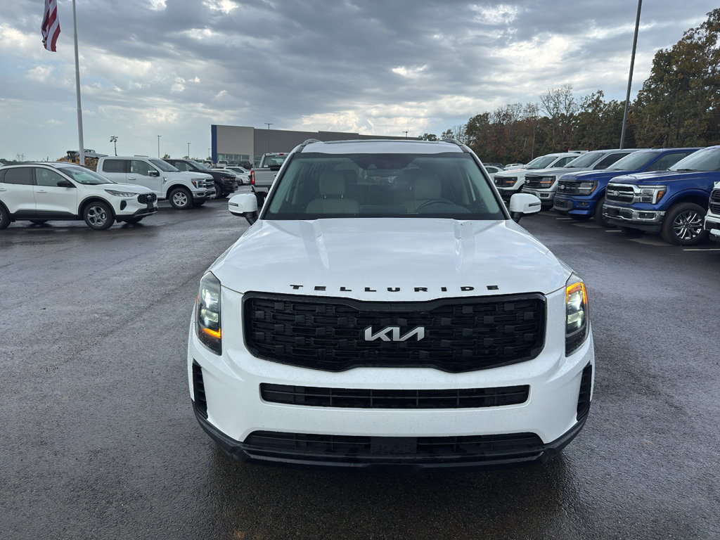 Used 2022 Kia Telluride EX w/ EX Premium Package AWD/4WD image 2