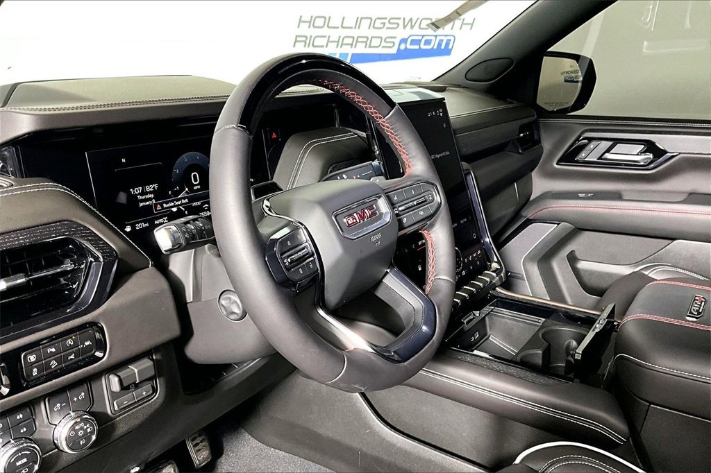 Used 2025 GMC Yukon AT4 Ultimate image 10