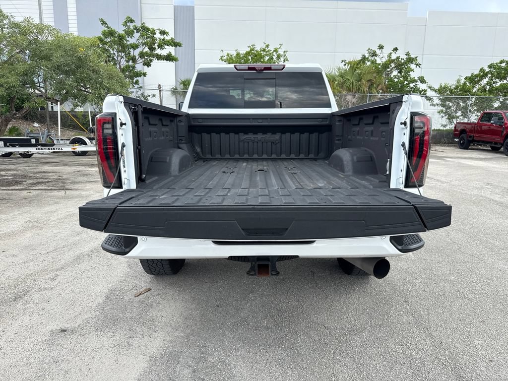 Used 2024 GMC Sierra 2500 AT4 w/ AT4 Premium Plus Package AWD/4WD image 29