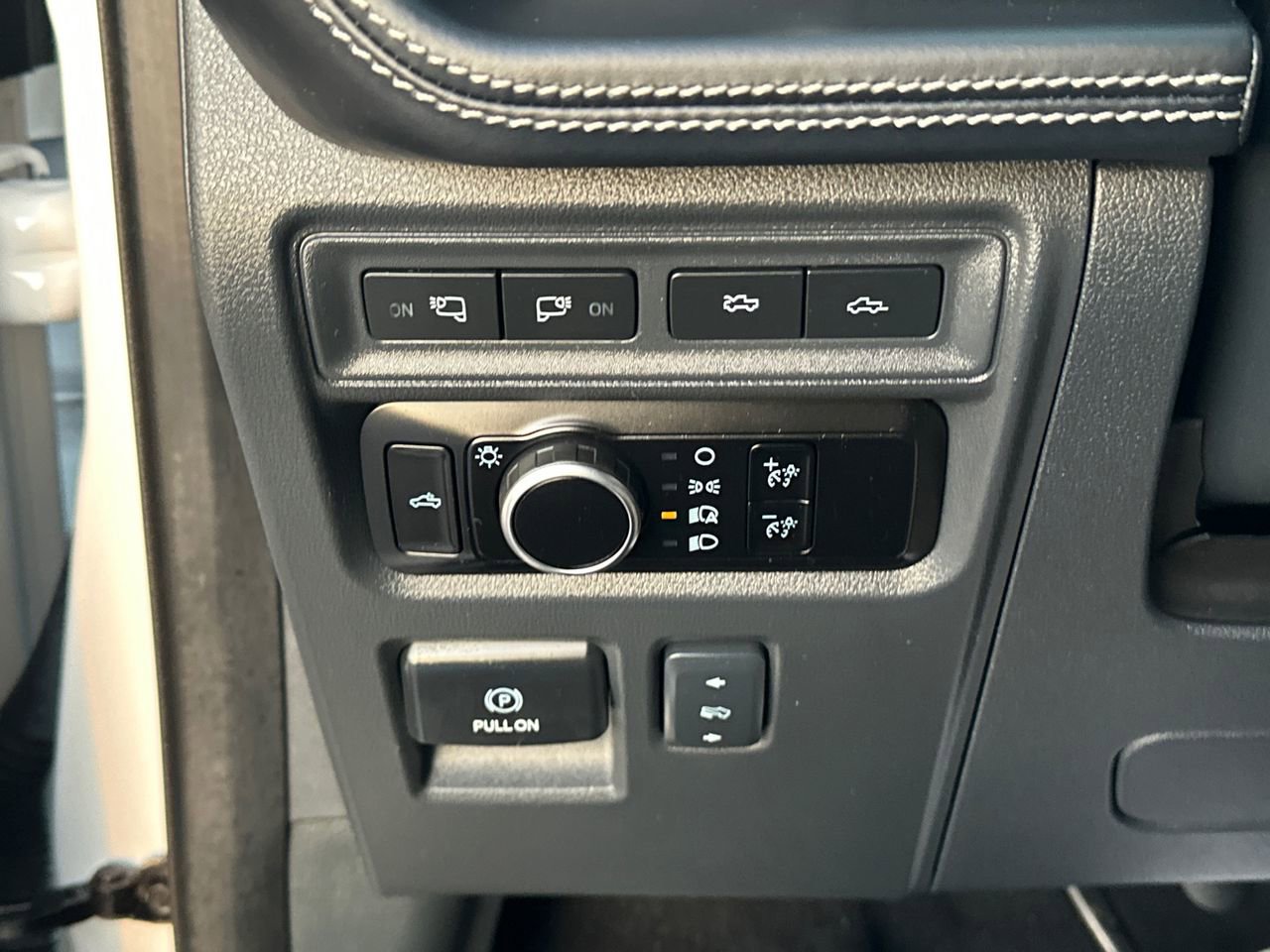 Certified 2023 Ford F150 Lightning Platinum image 35