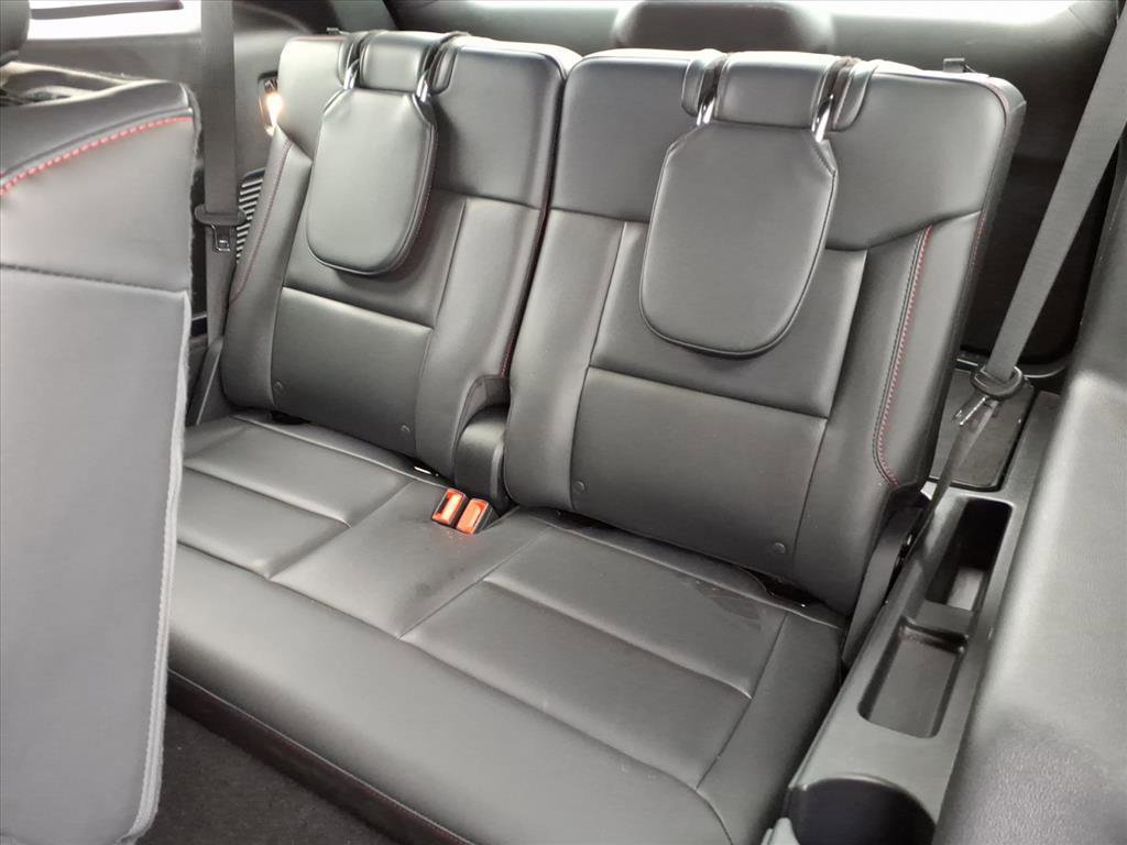 Certified 2025 Ford Explorer ST-Line w/ Premium Package image 7