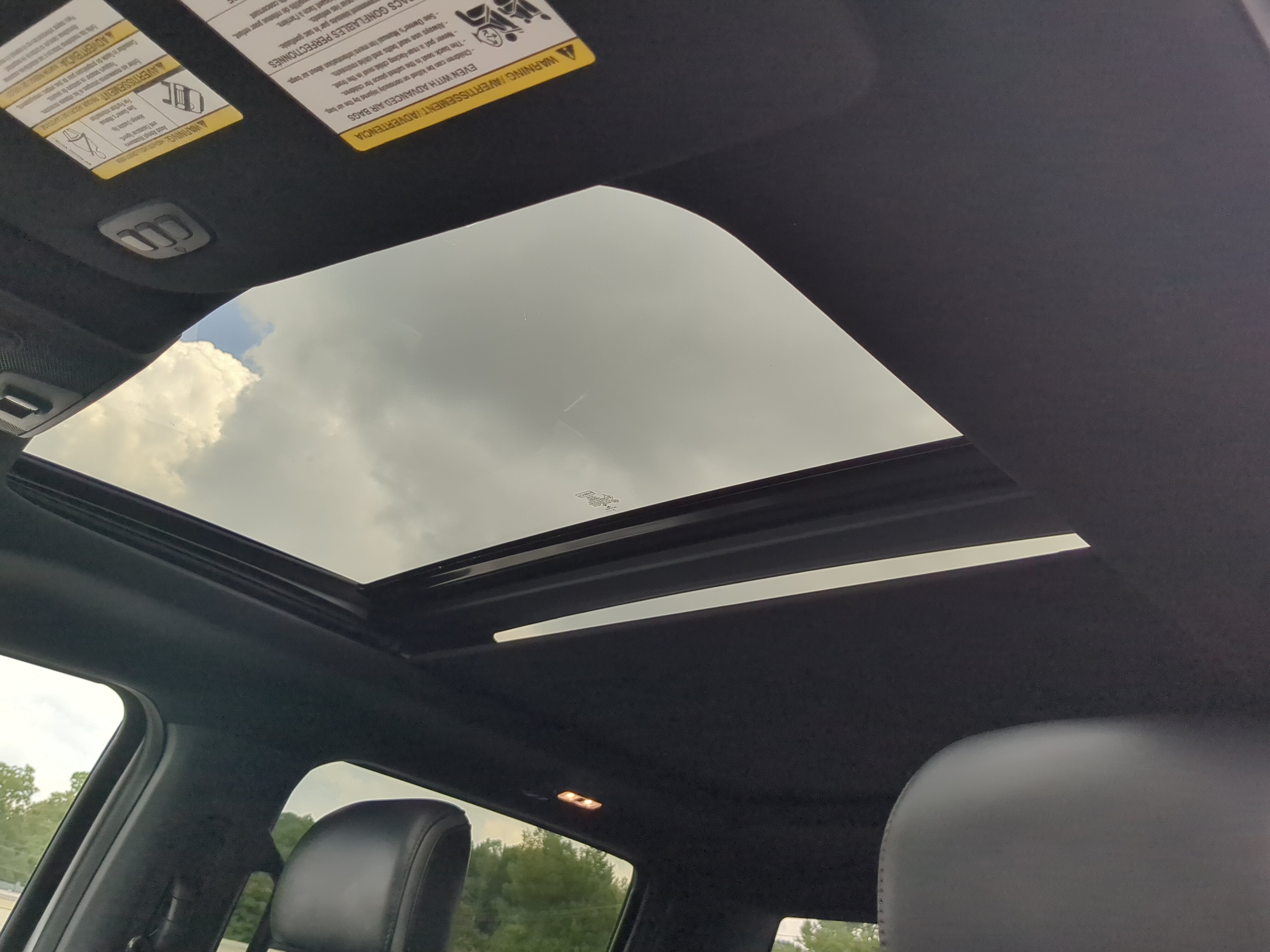 Certified 2019 Ford F150 Platinum w/ Equipment Group 701A Luxury AWD/4WD image 18