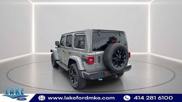 Used 2023 Jeep Wrangler Unlimited Sahara w/ Dual Top Group AWD/4WD image 7