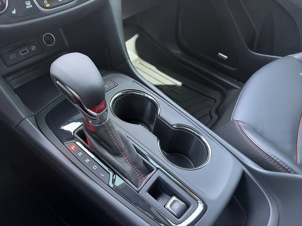 Used 2024 Chevrolet Equinox RS w/ RS Leather Package FWD image 28