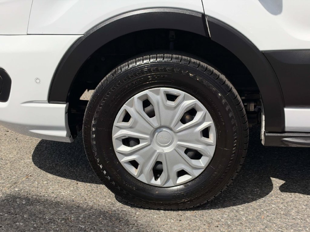 Certified 2023 Ford Transit 350 XLT RWD image 28