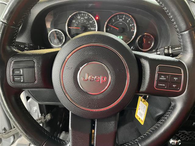 Used 2018 Jeep Wrangler Unlimited Sahara AWD/4WD image 13