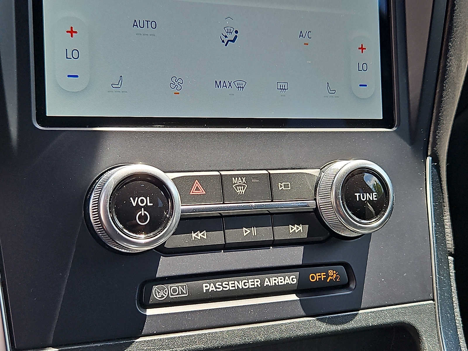 Certified 2023 Ford Edge ST AWD/4WD image 16