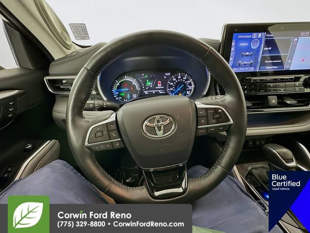 Used 2021 Toyota Highlander Platinum AWD/4WD image 14