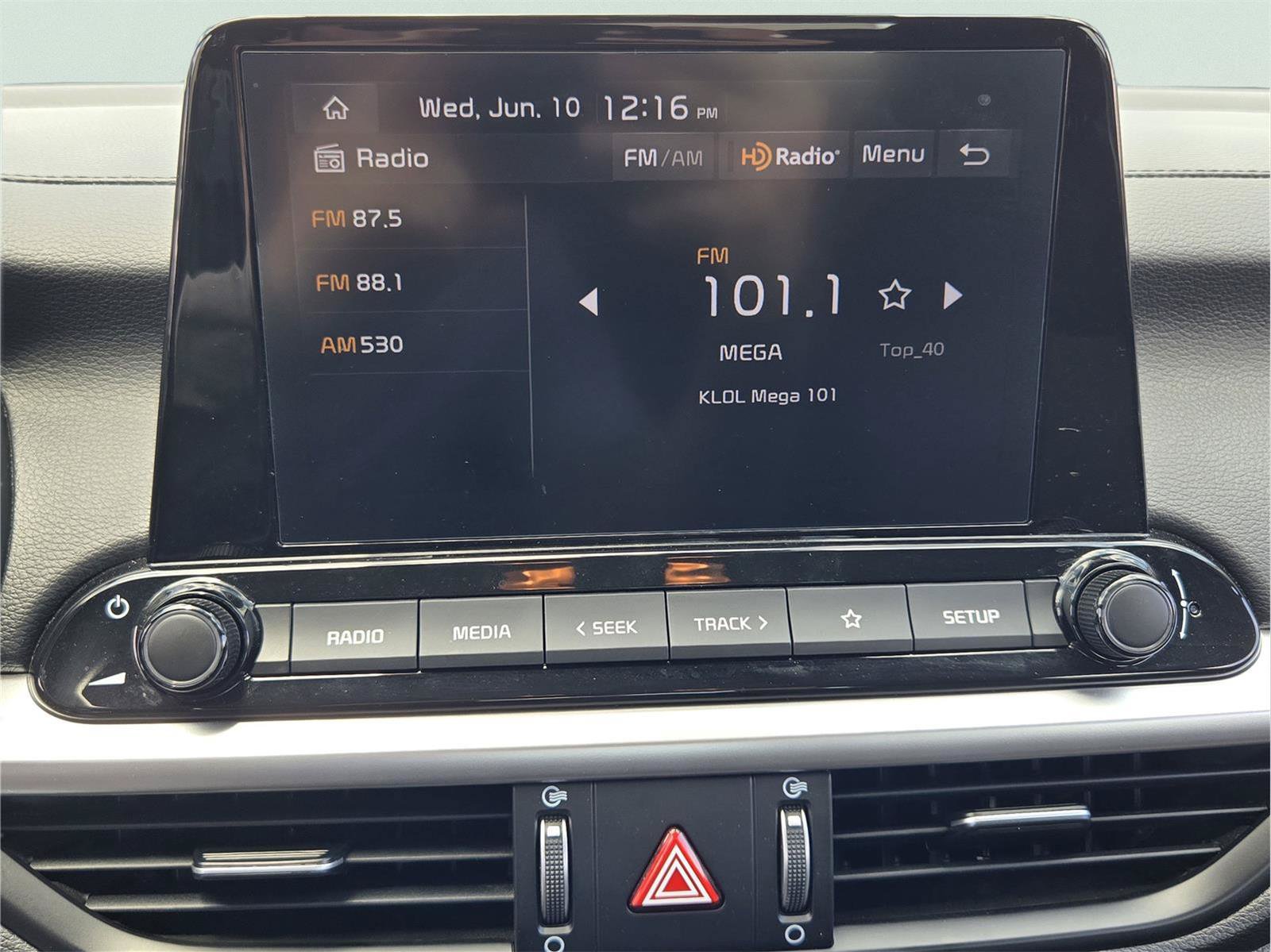 Used 2024 Kia Forte LXS w/ LXS Technology Package FWD image 15