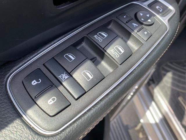 Used 2022 RAM 2500 Laramie AWD/4WD image 13