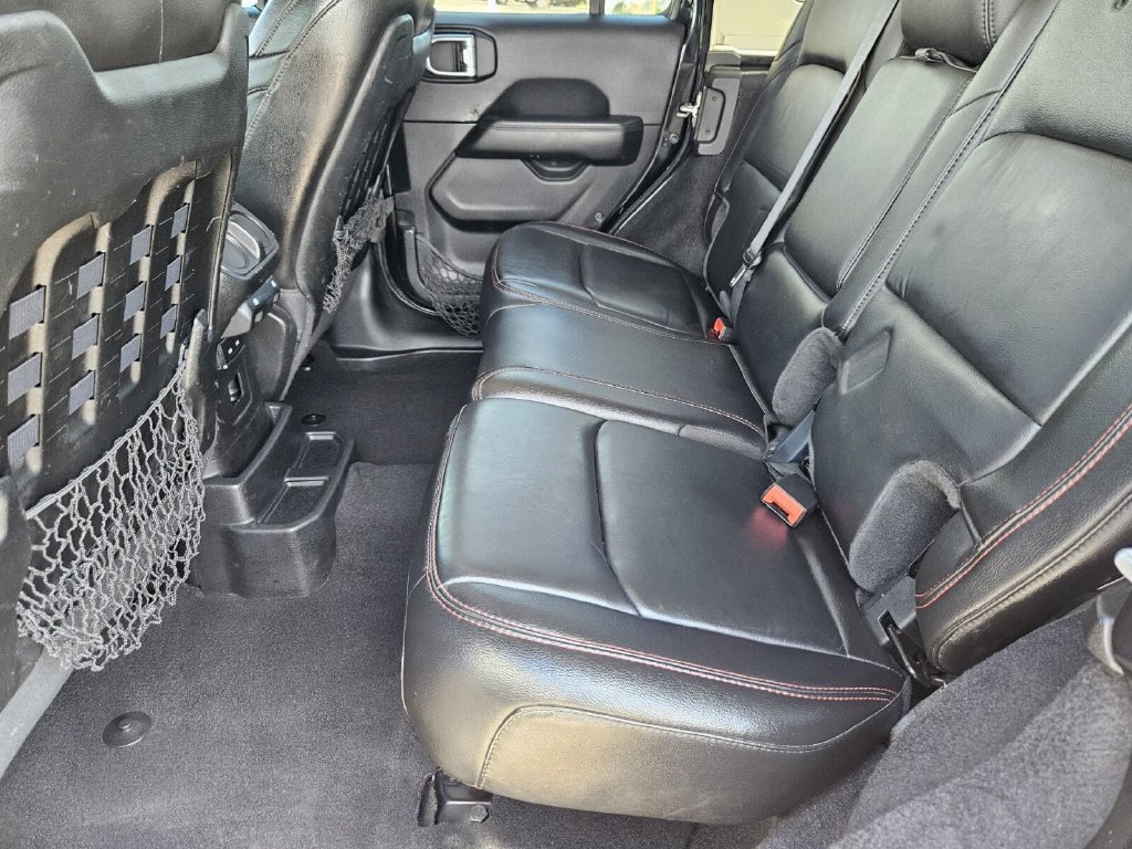 Used 2021 Jeep Wrangler Unlimited Rubicon w/ Dual Top Group AWD/4WD image 19