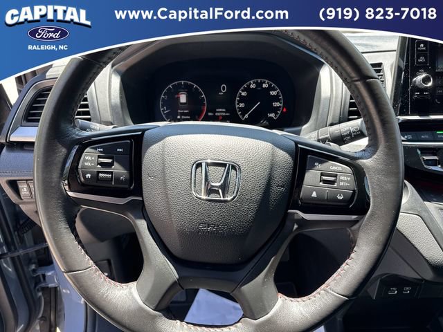 Used 2025 Honda Odyssey Sport-L image 24