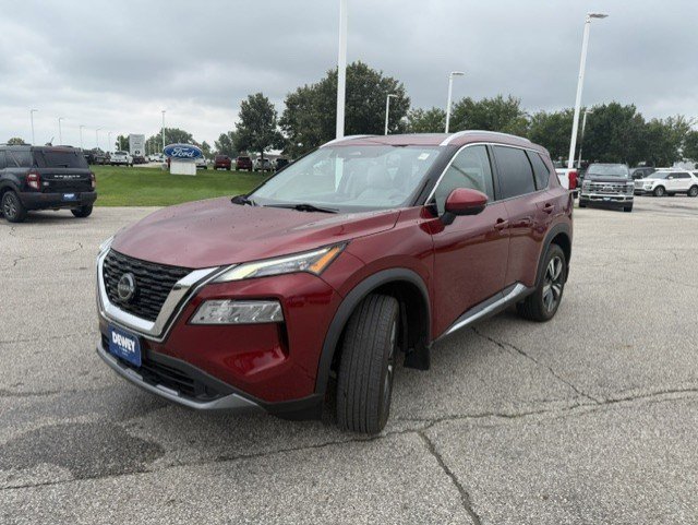 Used 2023 Nissan Rogue SL AWD/4WD image 3