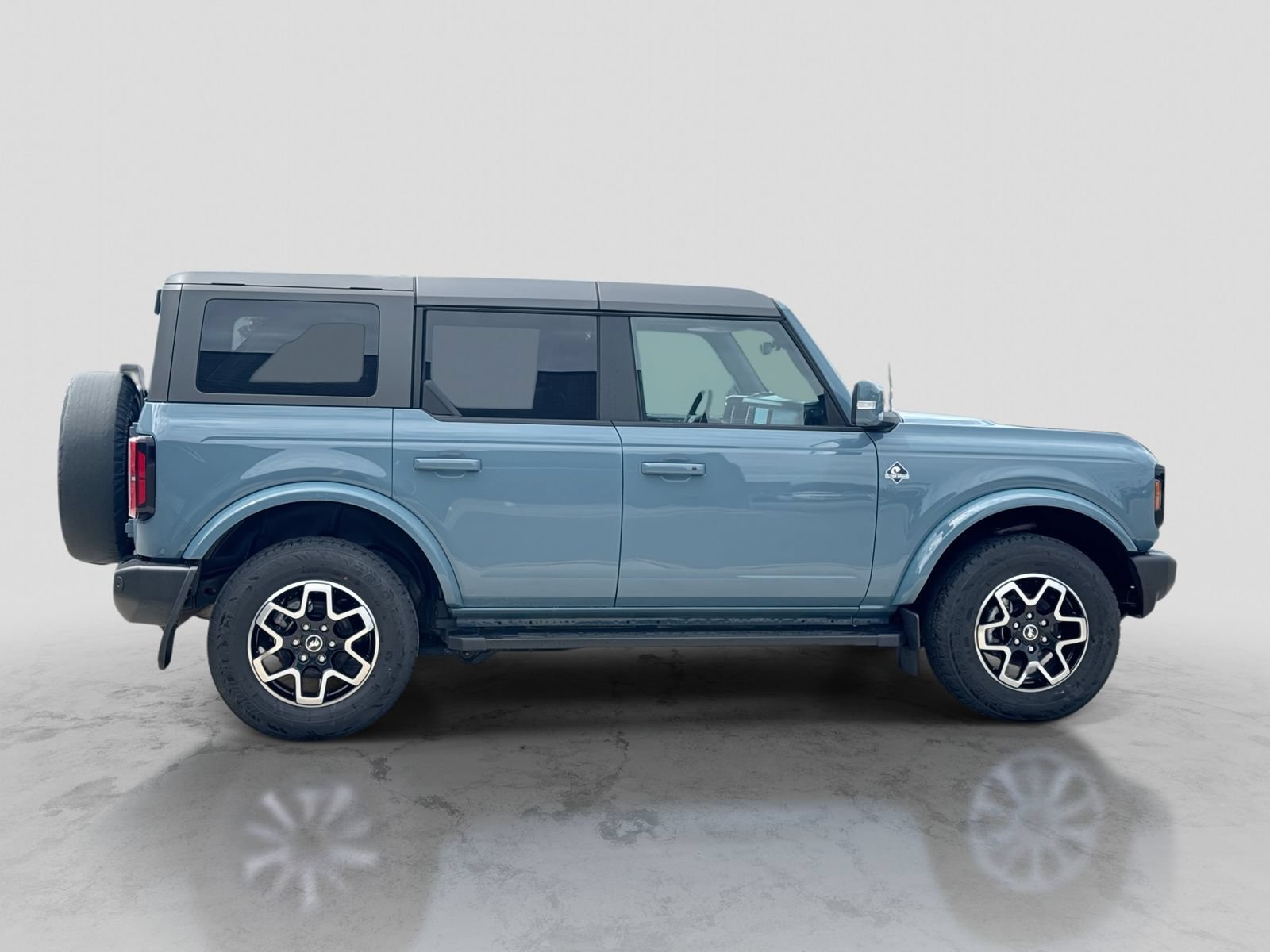 Certified 2023 Ford Bronco Outer Banks AWD/4WD image 9