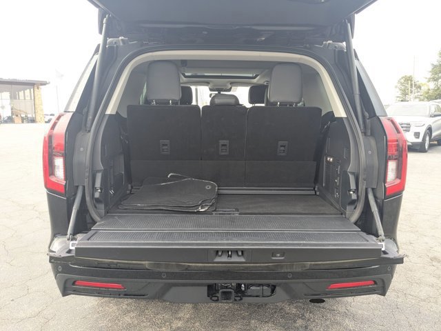 Certified 2025 Ford Expedition Active image 34