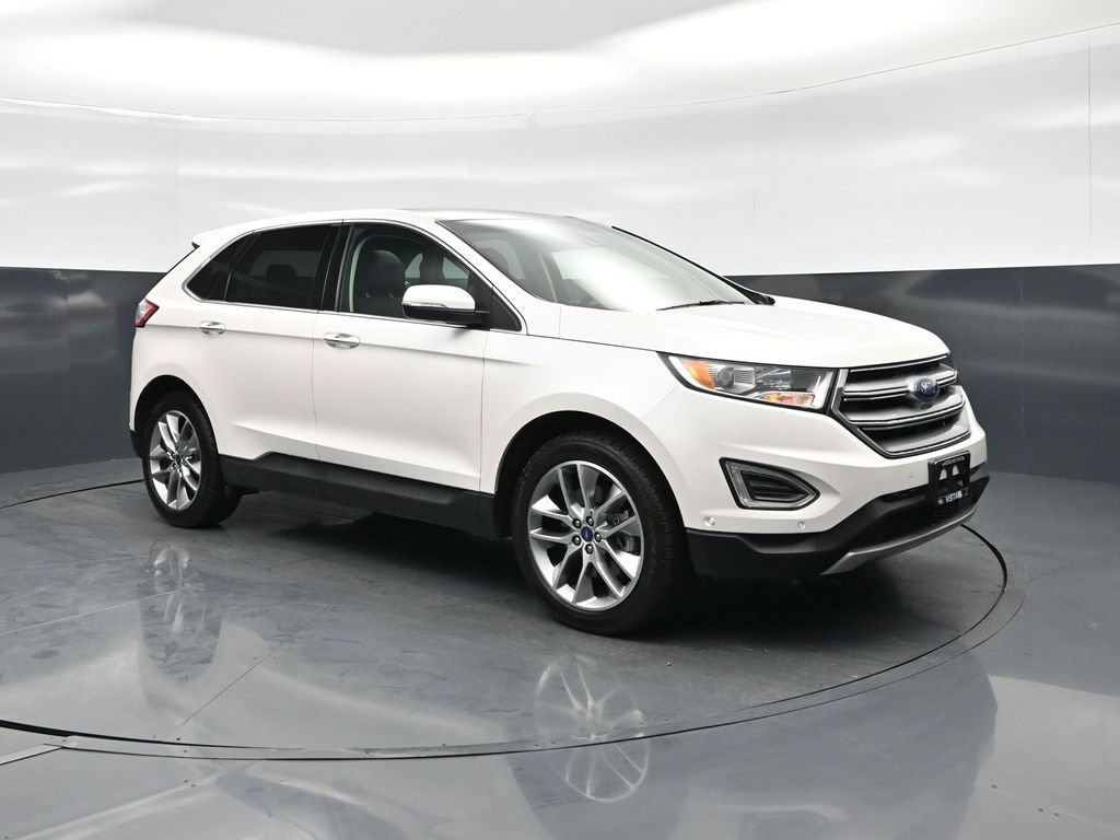 Certified 2018 Ford Edge Titanium w/ Equipment Group 302A AWD/4WD image 25