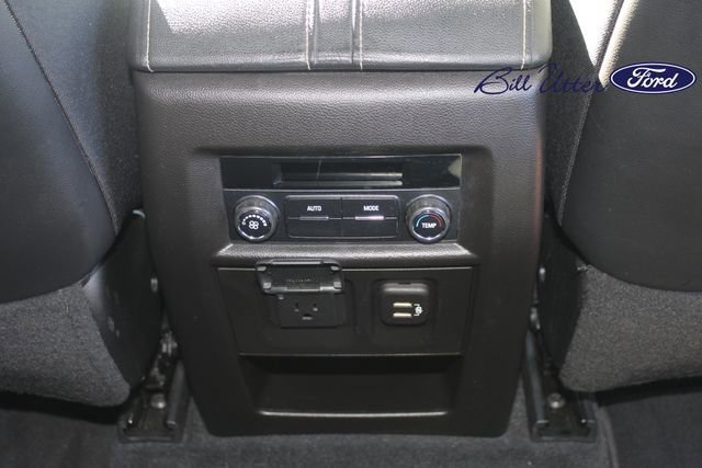 Used 2022 Chevrolet Traverse LT w/ LT Premium Package image 15