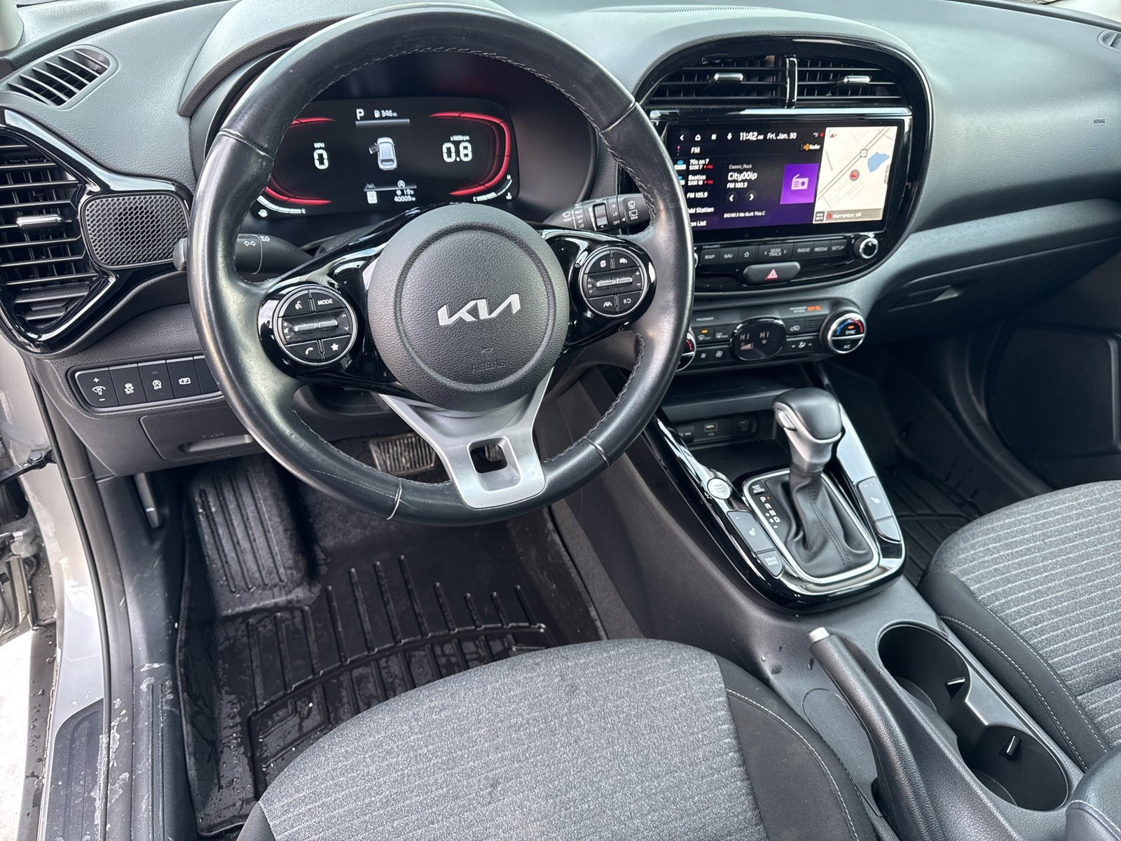 Used 2023 Kia Soul EX image 39