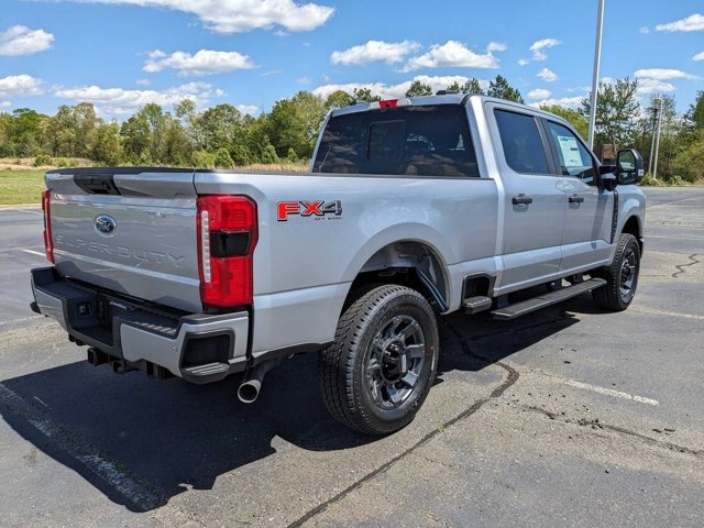 Certified 2024 Ford F250 XL w/ STX Appearance Package AWD/4WD image 3