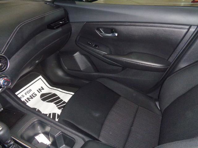 Used 2023 Nissan Sentra SV image 16