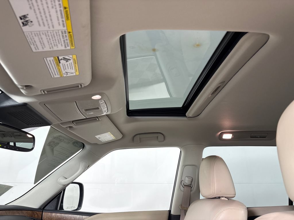 Used 2024 Nissan Armada SL w/ Captain's Chairs Package AWD/4WD image 36