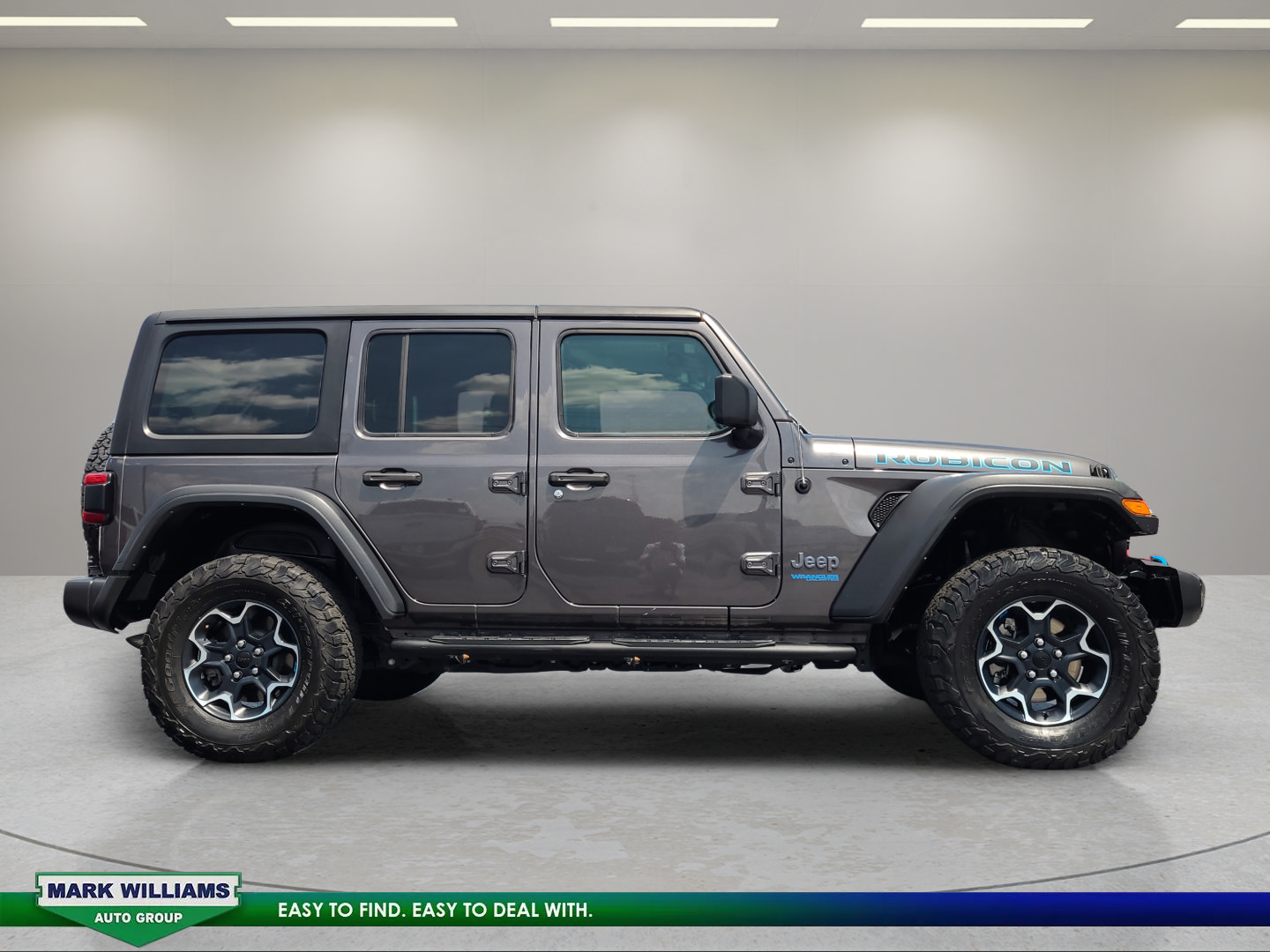 Used 2022 Jeep Wrangler Unlimited Rubicon 4xe AWD/4WD image 2