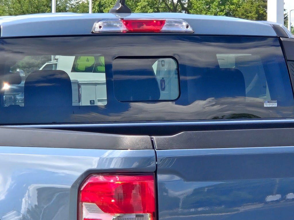 Certified 2024 Ford Maverick Lariat FWD image 17