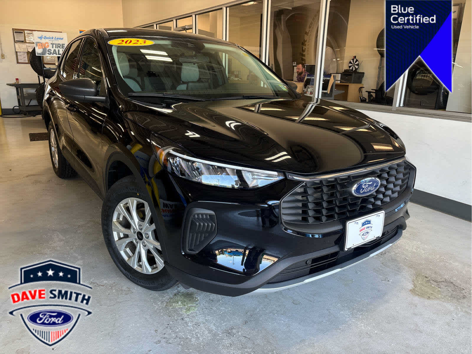 Certified 2023 Ford Escape Active AWD/4WD image 2