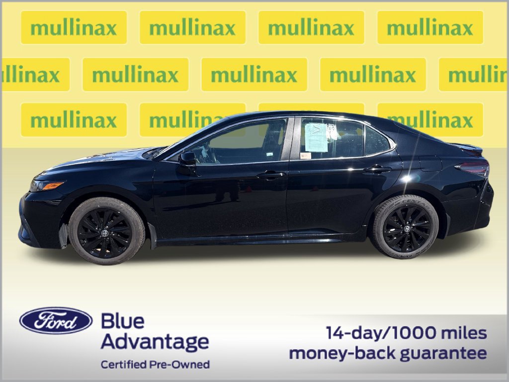 Used 2024 Toyota Camry SE FWD image 12