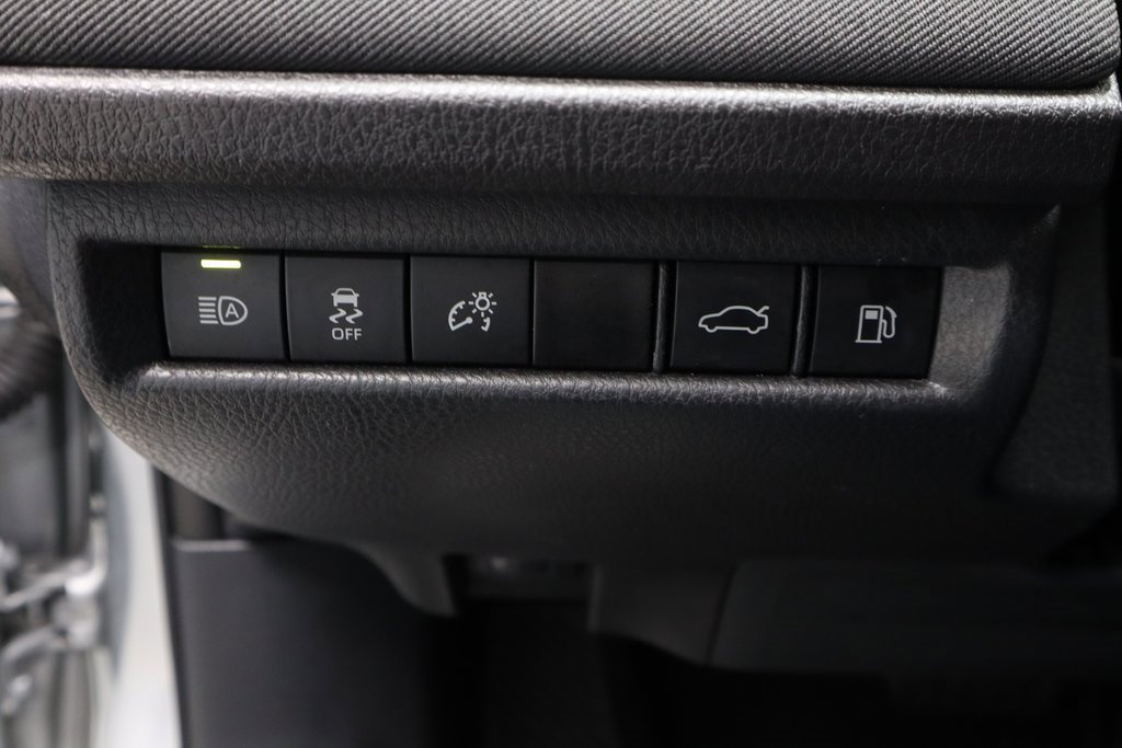 Used 2025 Toyota Camry LE image 26