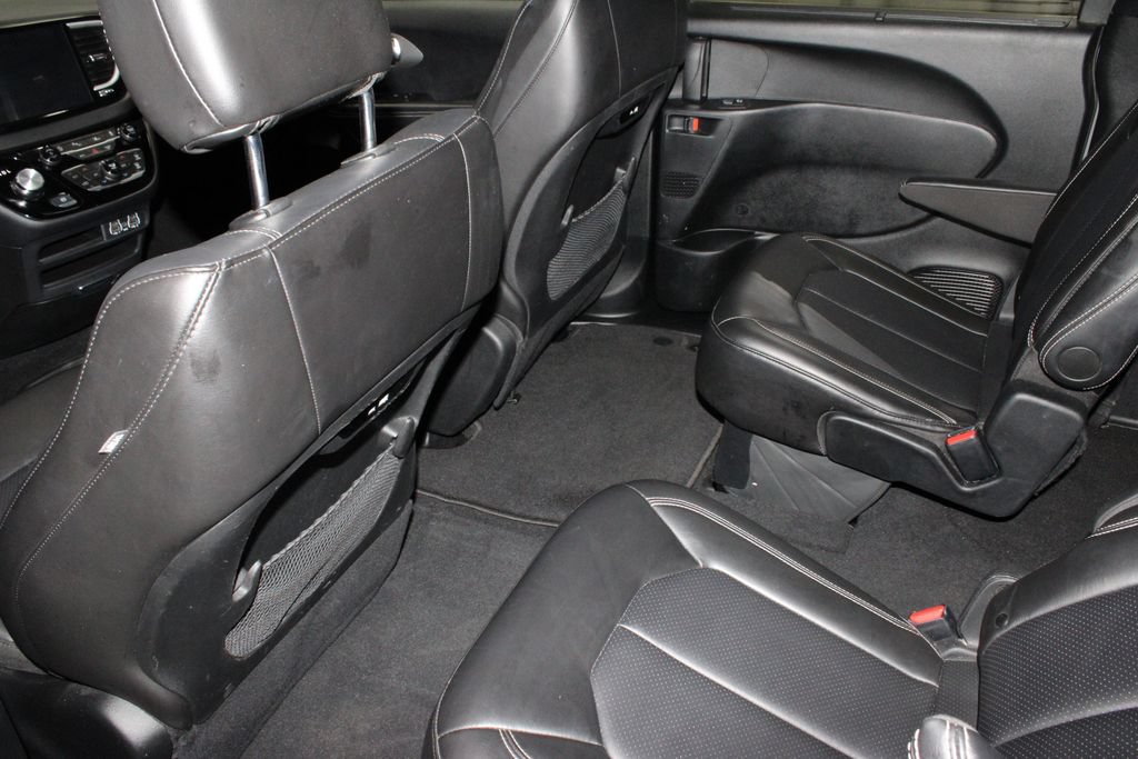 Used 2025 Chrysler Pacifica Select FWD image 22