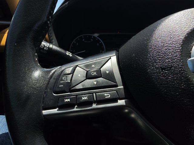 Used 2023 Nissan Sentra SV w/ SV Premium Package FWD image 26