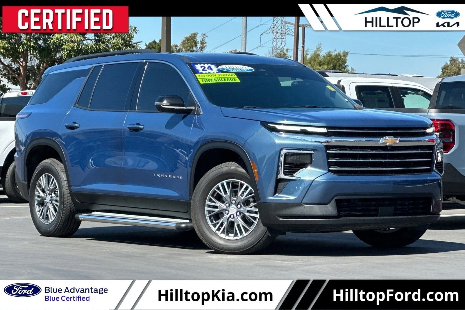 Used 2024 Chevrolet Traverse LT w/ Trailering Package FWD image 7