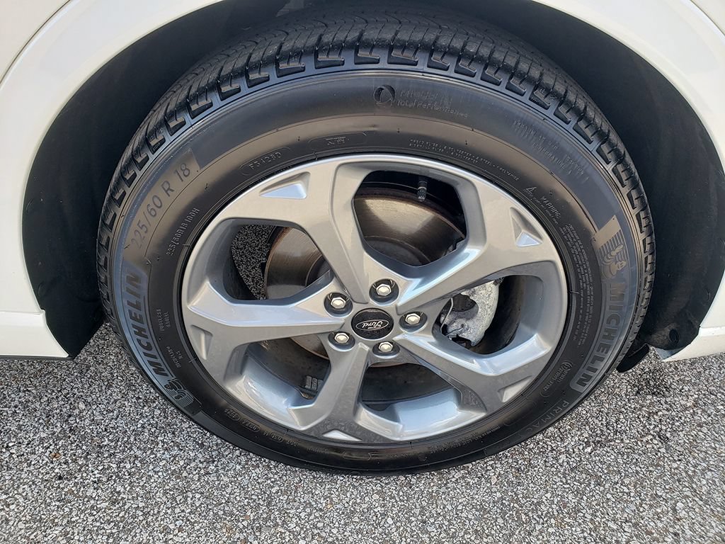 Certified 2023 Ford Escape ST-Line w/ Tech Pack #1 FWD image 22