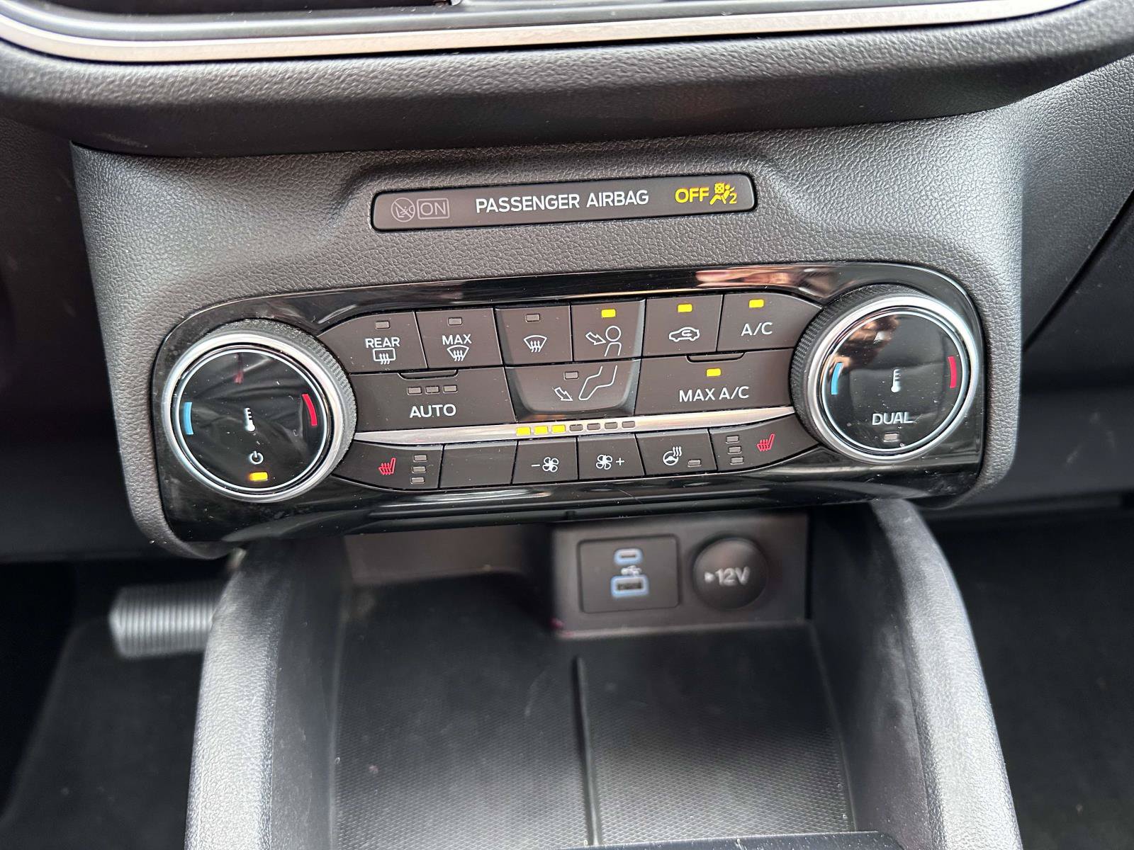 Certified 2022 Ford Escape SEL AWD/4WD image 25
