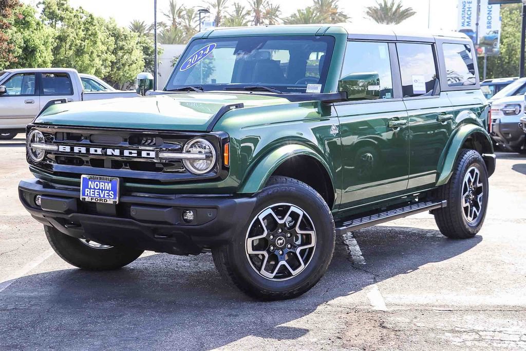 Certified 2024 Ford Bronco Outer Banks