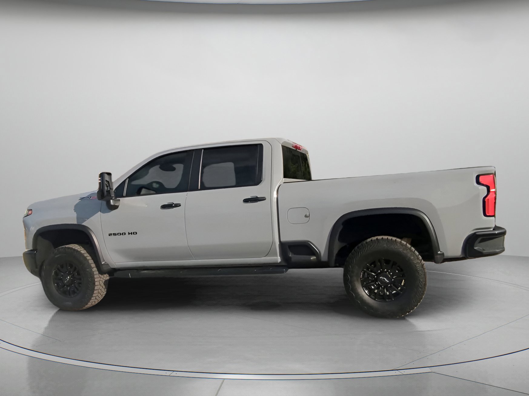 Used 2025 Chevrolet Silverado 2500 ZR2 image 10