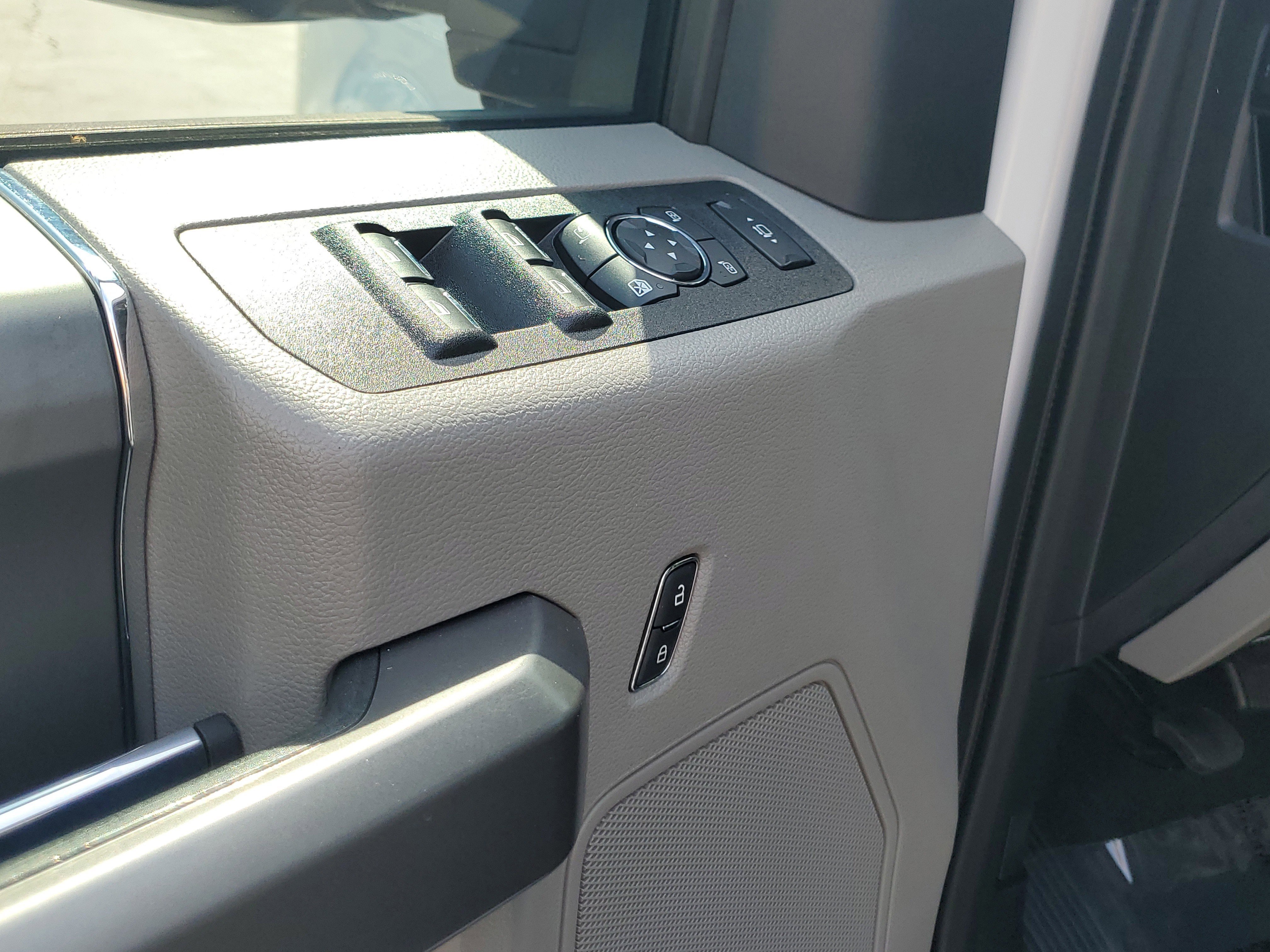 Certified 2021 Ford F250 XLT w/ XLT Premium Package image 19