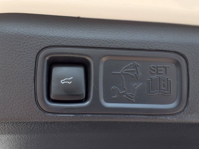 Certified 2023 Ford Expedition Limited AWD/4WD image 29