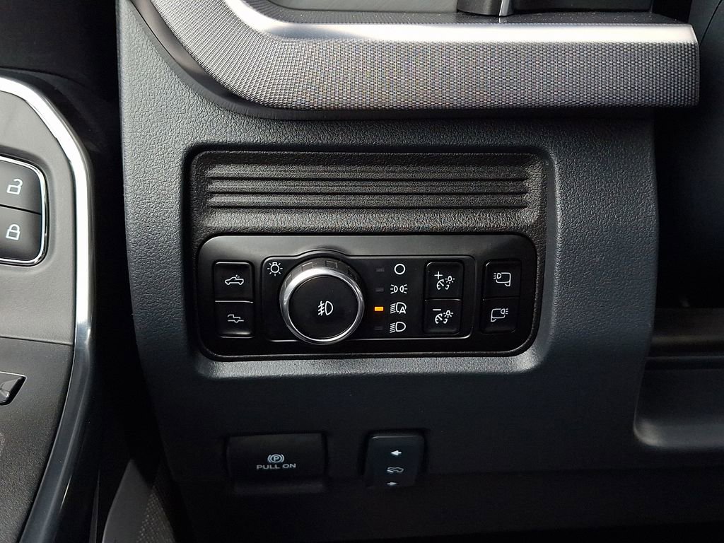 Certified 2025 Ford F450 Platinum AWD/4WD image 23
